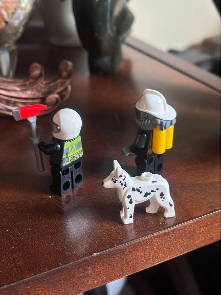 LEGO City Firefighter Minifigures with Dalmatian Dog - photo 2