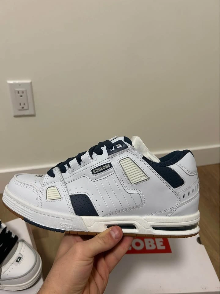 Globe skate shoes (Read description) - photo 5