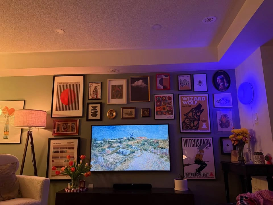 55” Samsung Frame Brown Bezel - photo 2