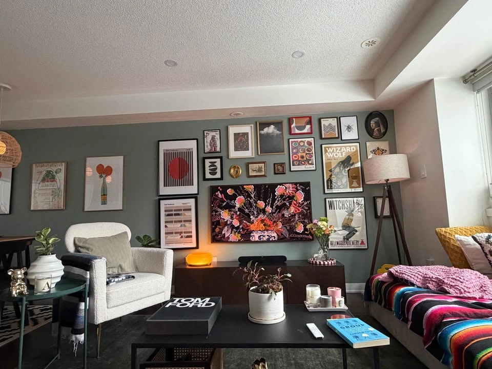 55” Samsung Frame Brown Bezel - photo 3