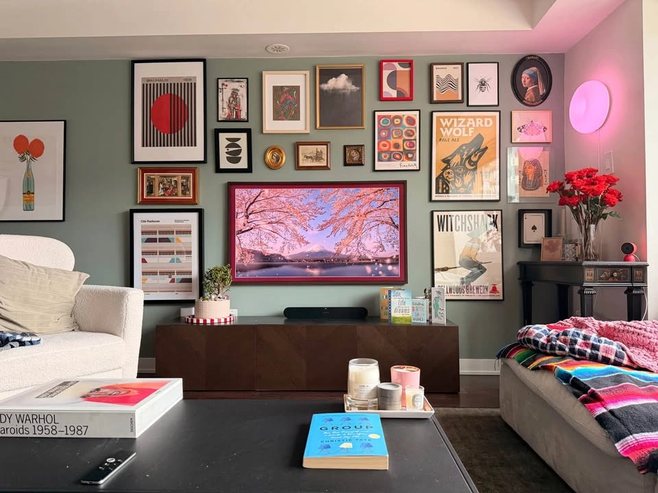 55” Samsung Frame Brown Bezel - photo 4