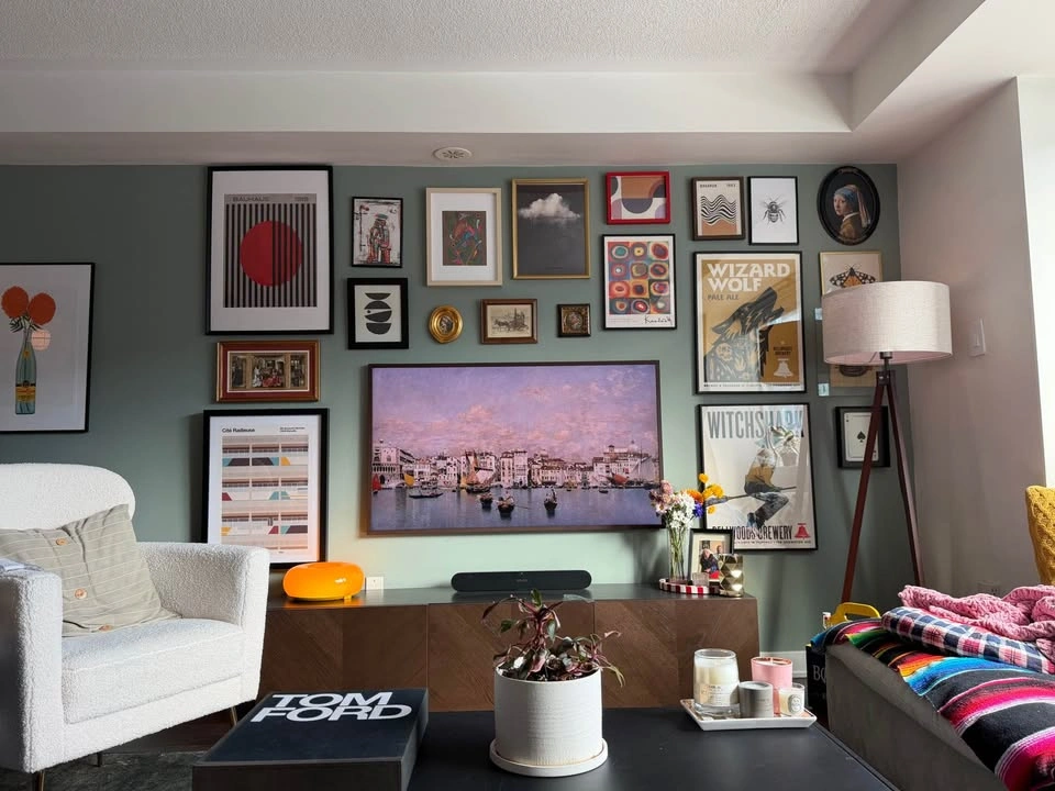 55” Samsung Frame Brown Bezel - photo 5