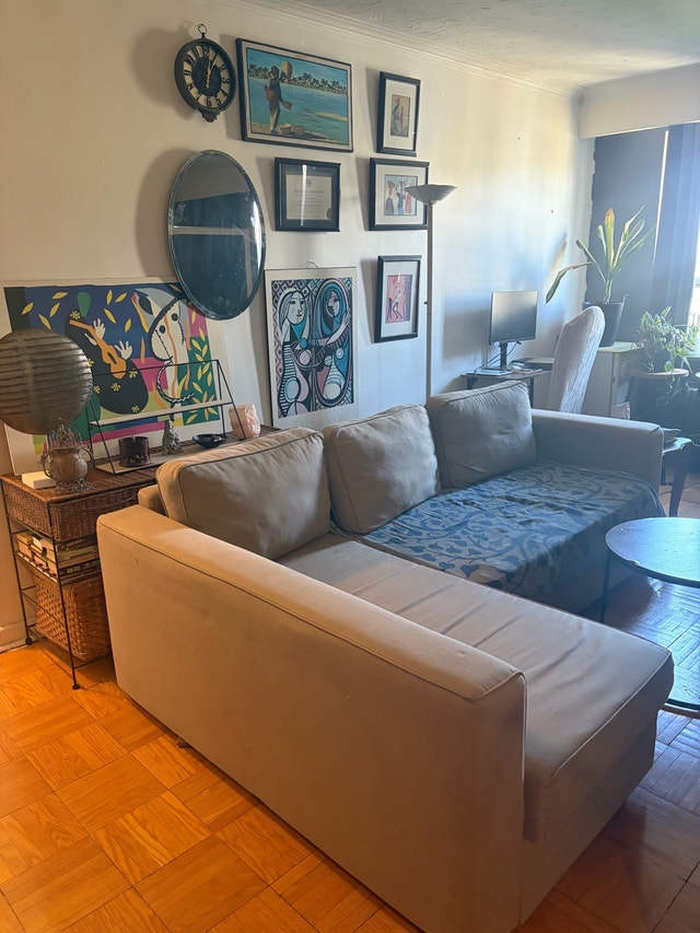 1 Bedroom -St Claire West / Winona drive - photo 2