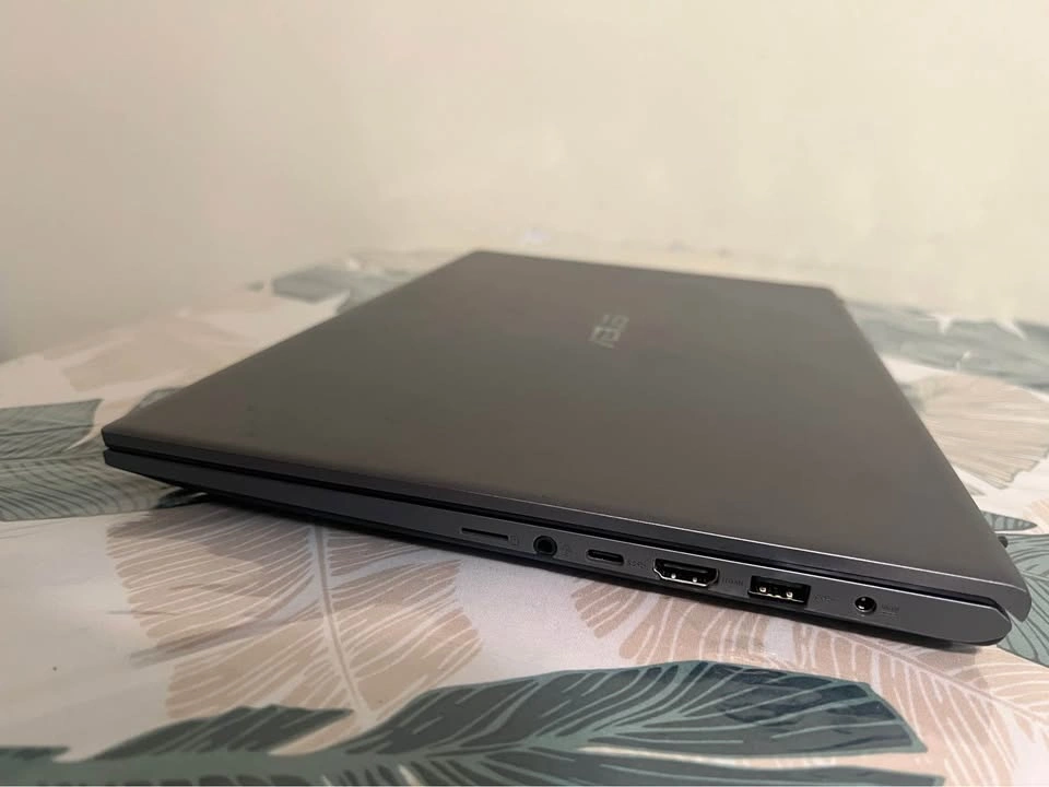 ASUS Laptop Ryzen 3 12gb ram 256gb ssd - photo 4