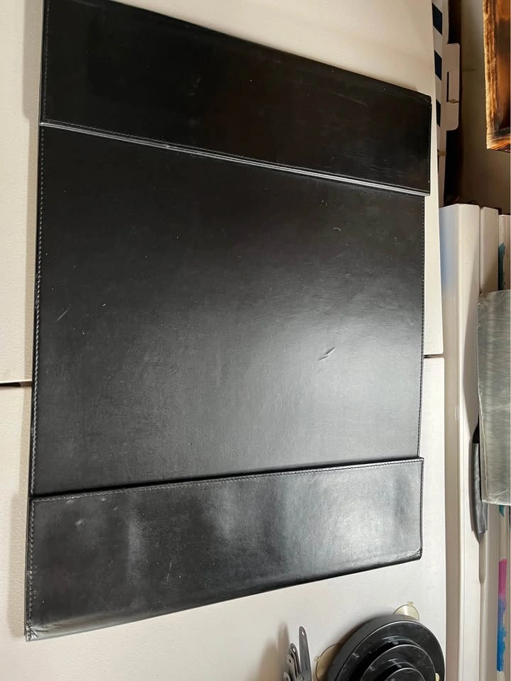 Black Leather-like Portfolio Folder Desk Pad 23.5x16 inches - photo 4