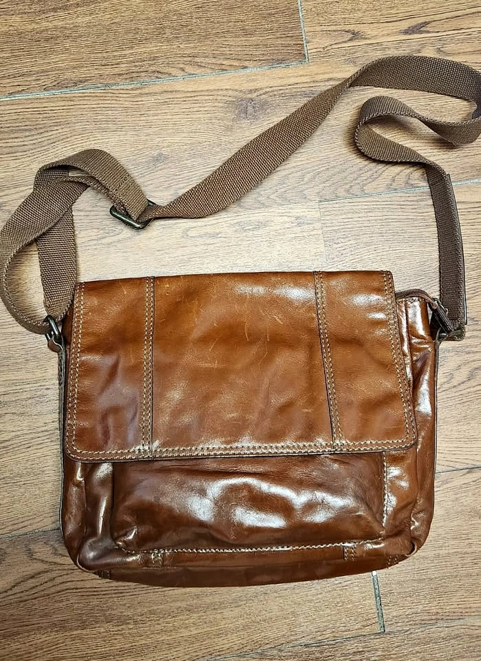 Fossil - Leather Messenger Bag Vintage Brown