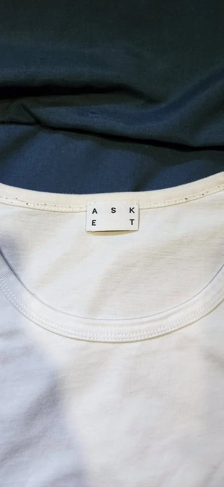 Asket T-Shirts (5 Pack) – Size M - Excellent Condition - photo 3