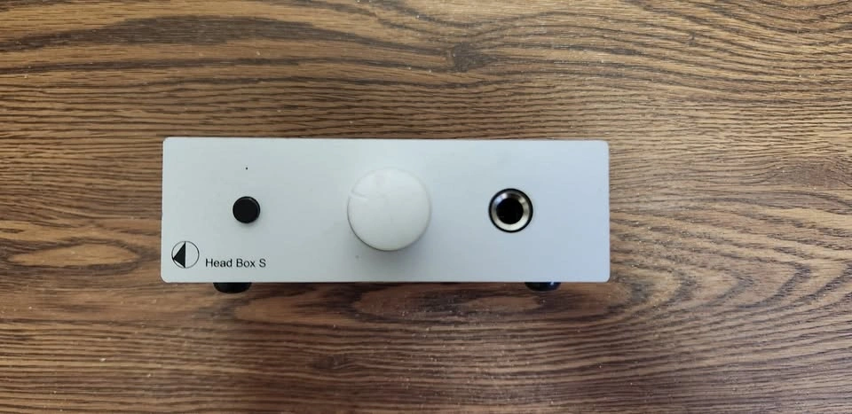 Pro-Ject Head Box S Headphone Amplifier (Hi-Fi Preamp / Amp) - photo 3