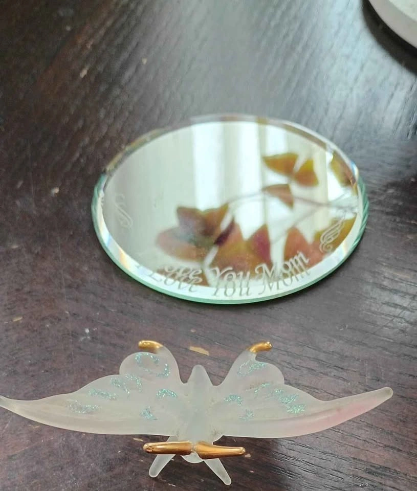 Butterfly Blown Glass Infinity Mirror Decor Pink - photo 2