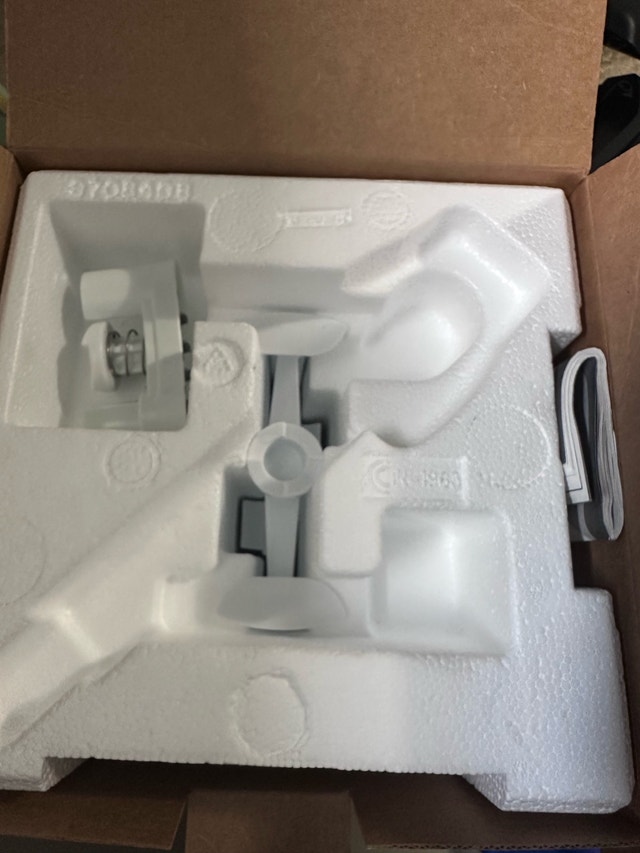Brand new KITCHEN AID ice cream maker attachment - photo 5