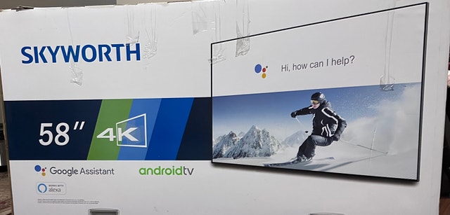 Skyworth 58 inch smart TV - For Parts - photo 3