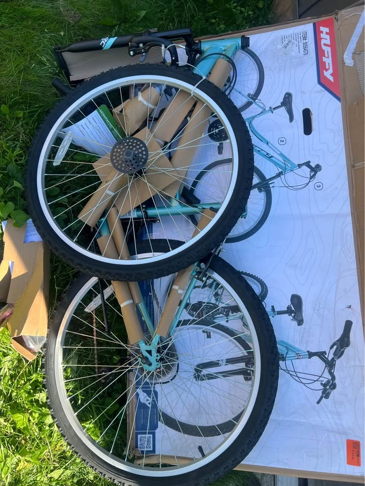 Huffy 26" Rock Creek Mountain Bike, Teal, Adult, Women's NEW - photo 5