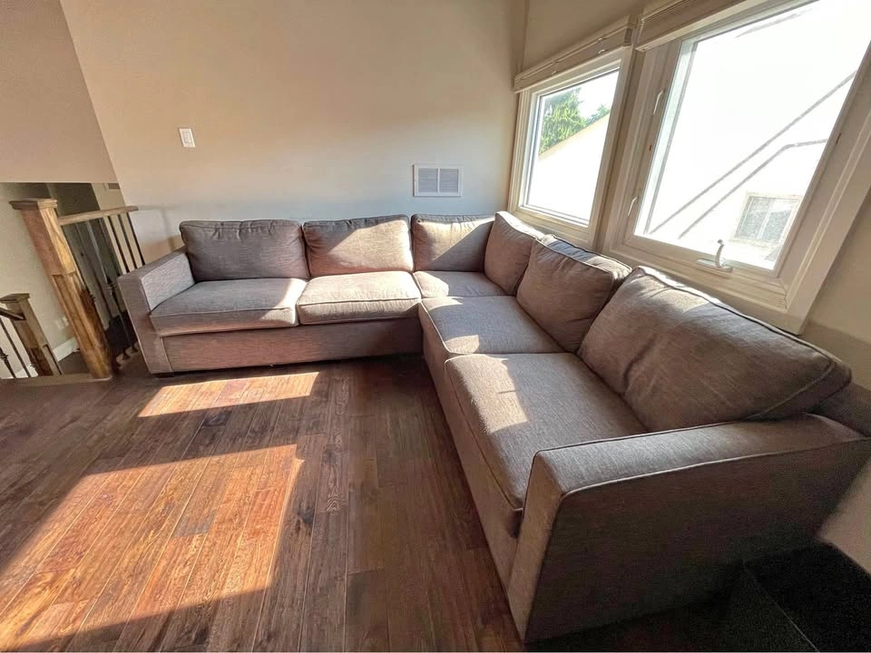 [EXCELLENT CONDITION] Crate & Barrel Davis L-Shaped Sofa