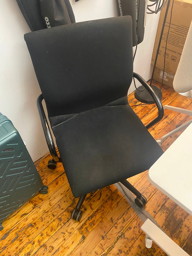 Office Chairs - photo 2