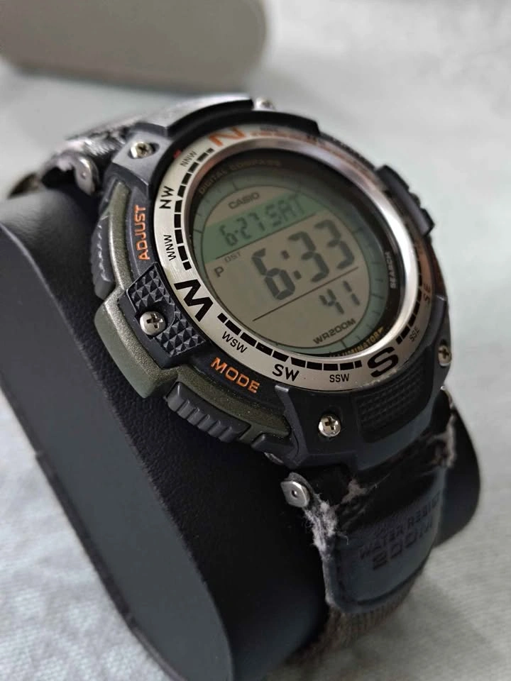Casio SGW100B Twin Sensor Watch - Compass/Temp/World Time - photo 2