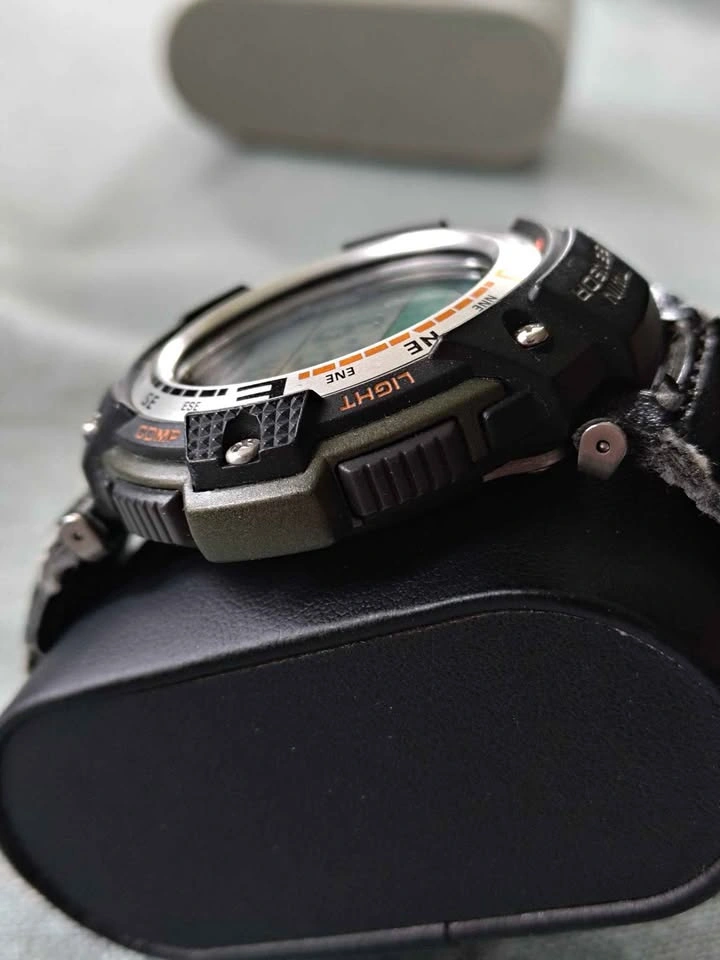 Casio SGW100B Twin Sensor Watch - Compass/Temp/World Time - photo 3
