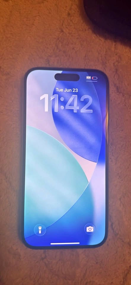 Apple iPhone 15 - Blue
