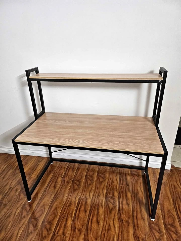 Modern Computer Desk with Built-in Top Shelf / Hutch - photo 2