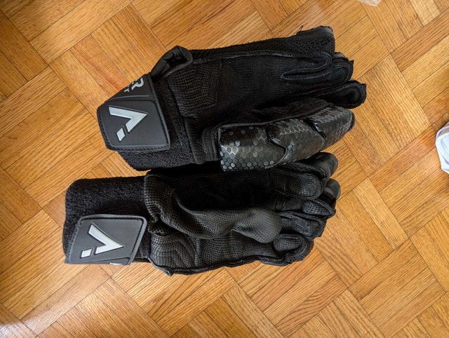Cricket Batting Gloves - photo 2