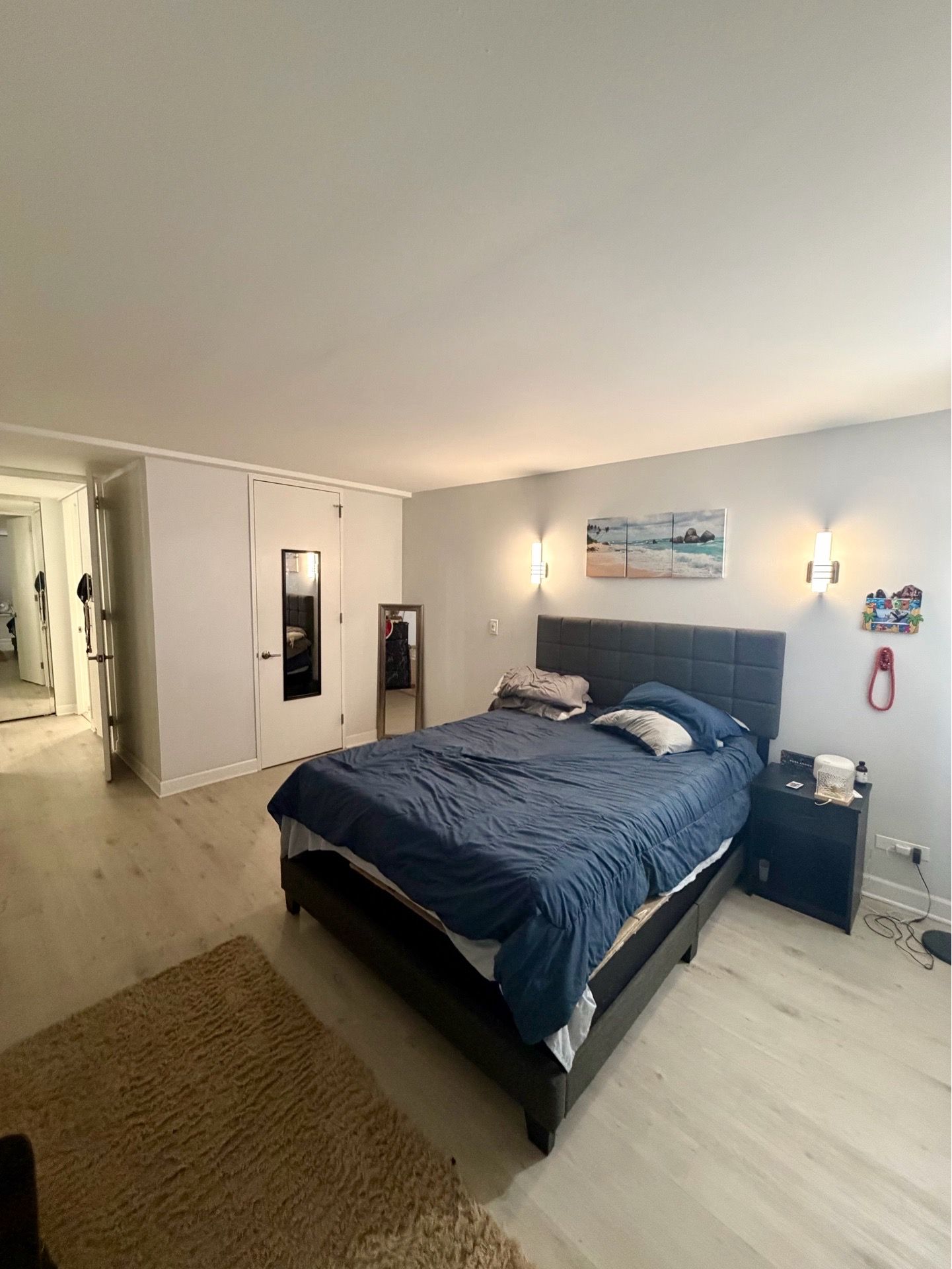 Queen bed set (mattress, frame, boxspring)