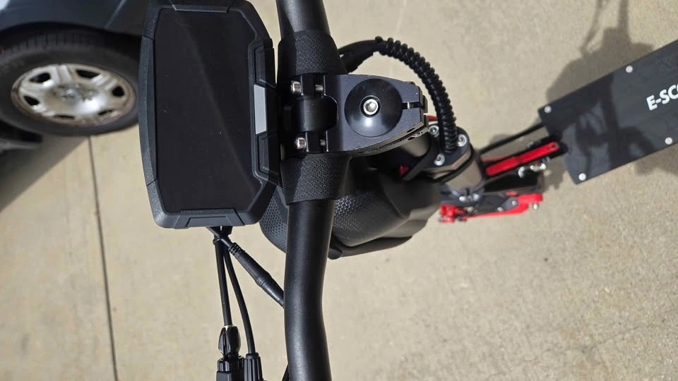 J15 MAX Electric Scooter - photo 2