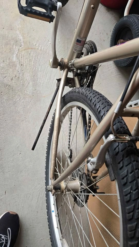 2 LandRider AutoShift Bikes — $249 for both - photo 3