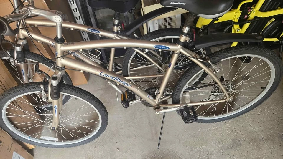 2 LandRider AutoShift Bikes — $249 for both - photo 5