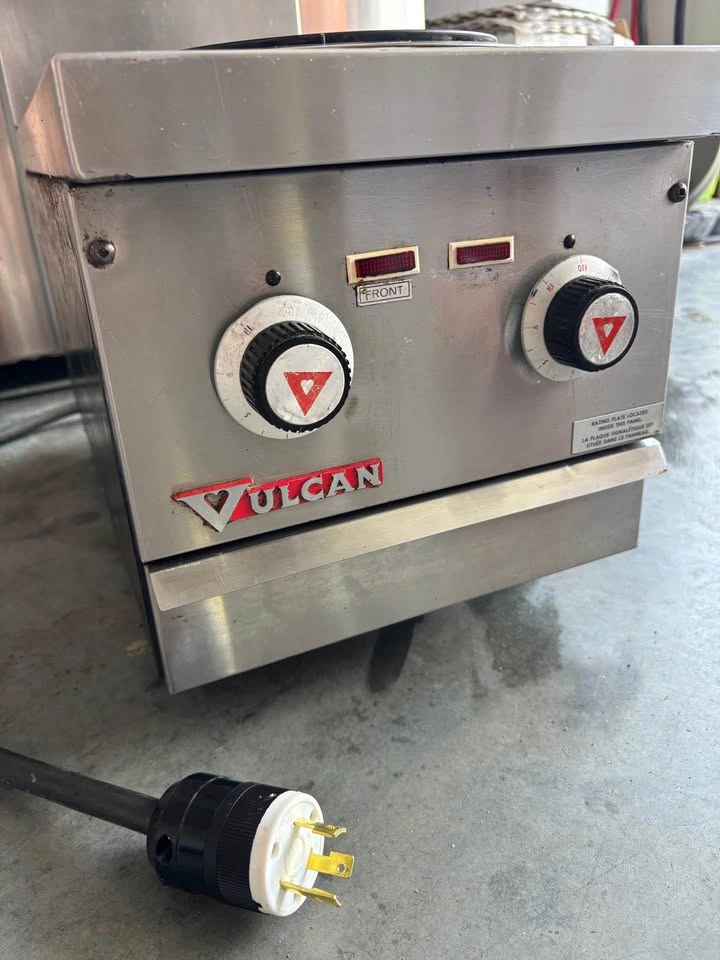 Vulcan commercial 2 burner electric countertop stove hot plate - photo 4