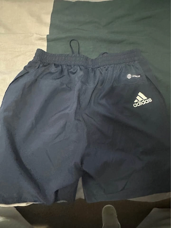 Adidas navy shorts - photo 2