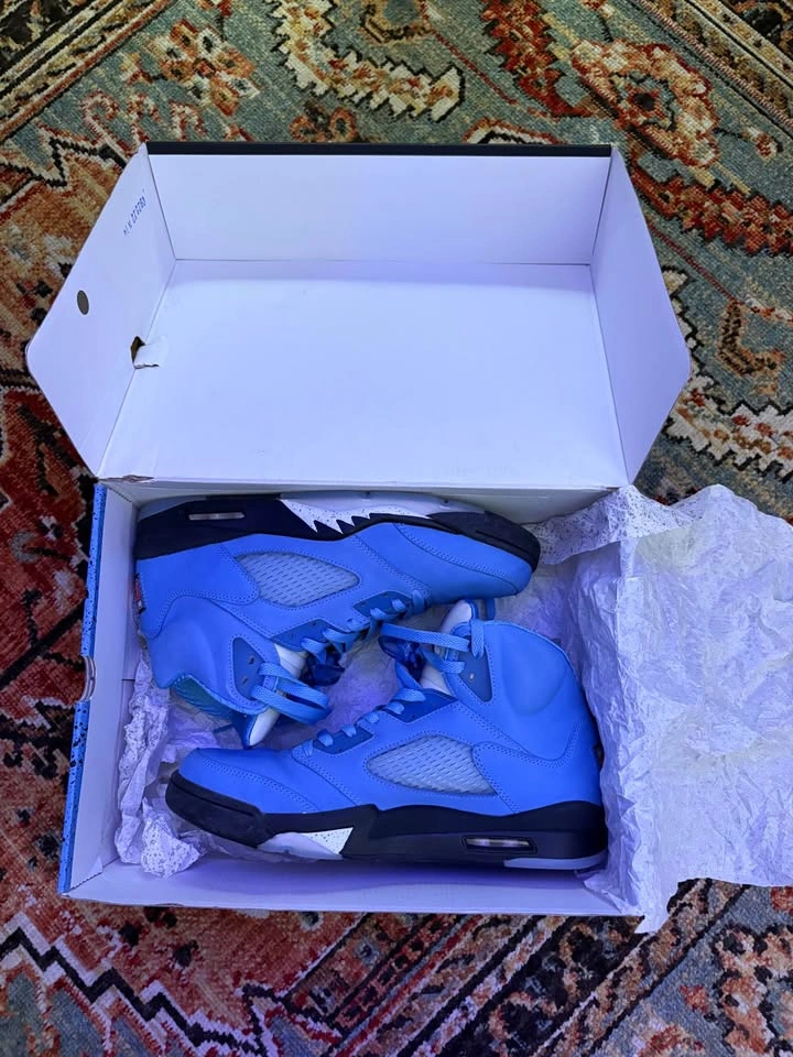 Jordan 5 Retro UNC University Blue - photo 2