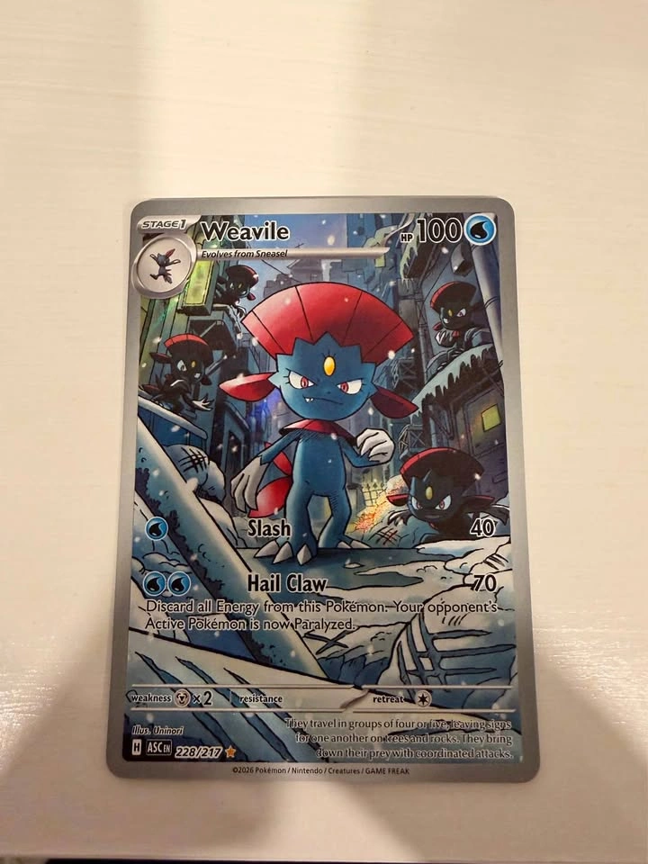Weavile 228/217
