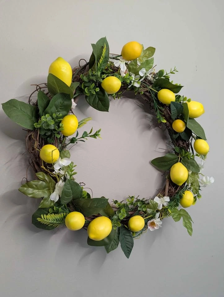 Lemon and blossom wreath handmade - photo 4