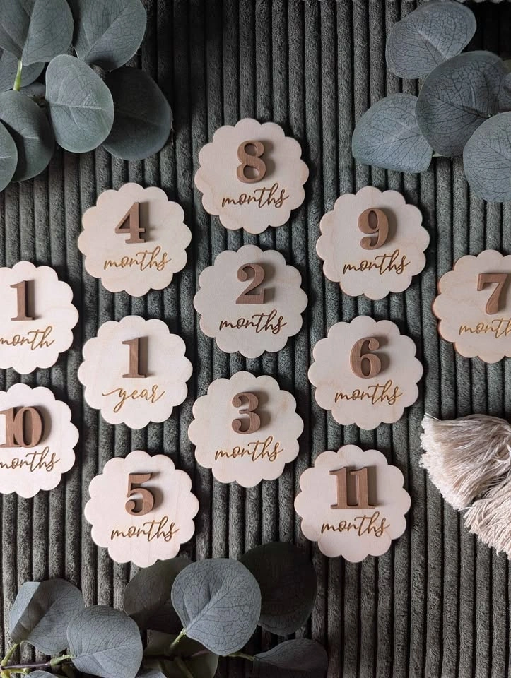 Wooden Baby Monthly Milestone Markers Set - photo 3