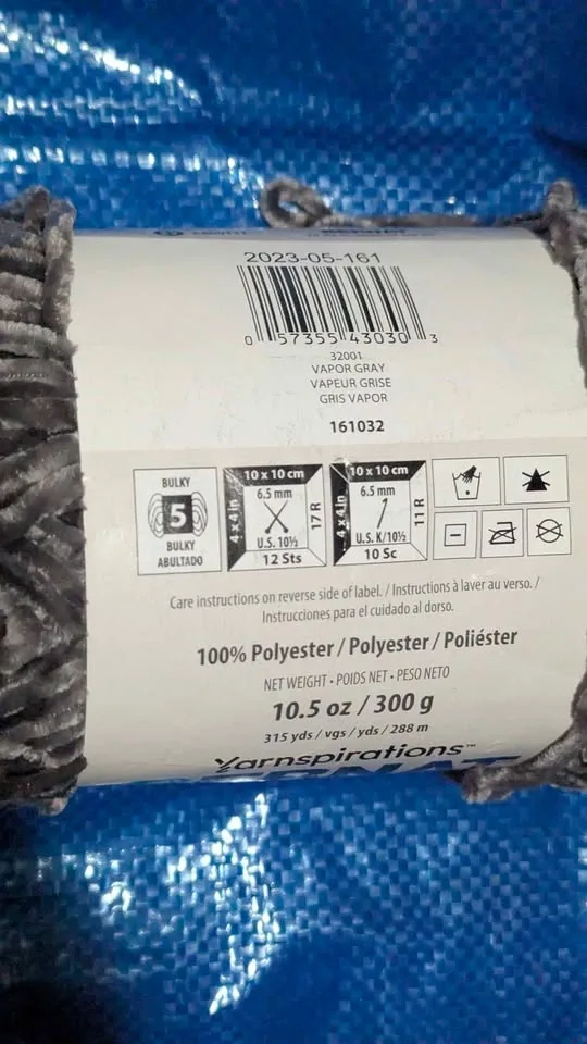 Bernat Velvet Yarn - photo 3