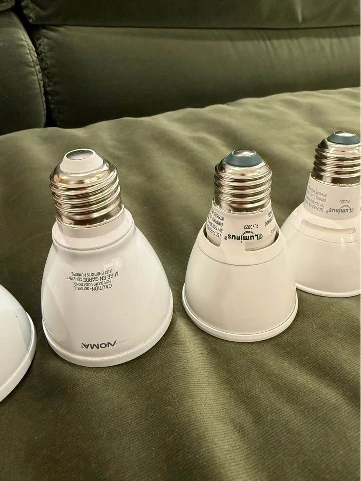 LED Light bulbs - photo 2