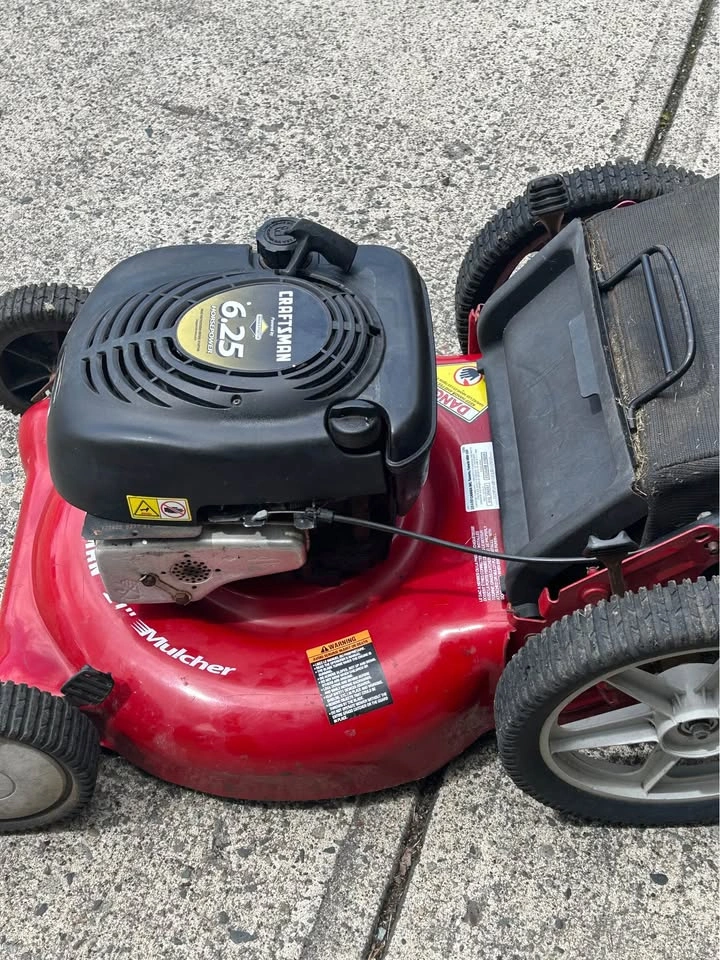 Craftsman lawnmower - photo 2