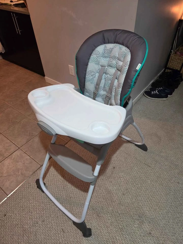 Ingenuity brand 5-in-1 High chair - photo 2