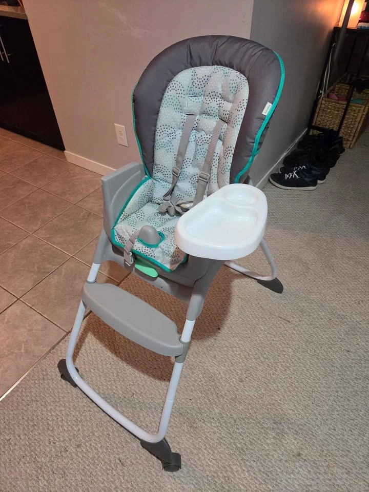 Ingenuity brand 5-in-1 High chair - photo 3