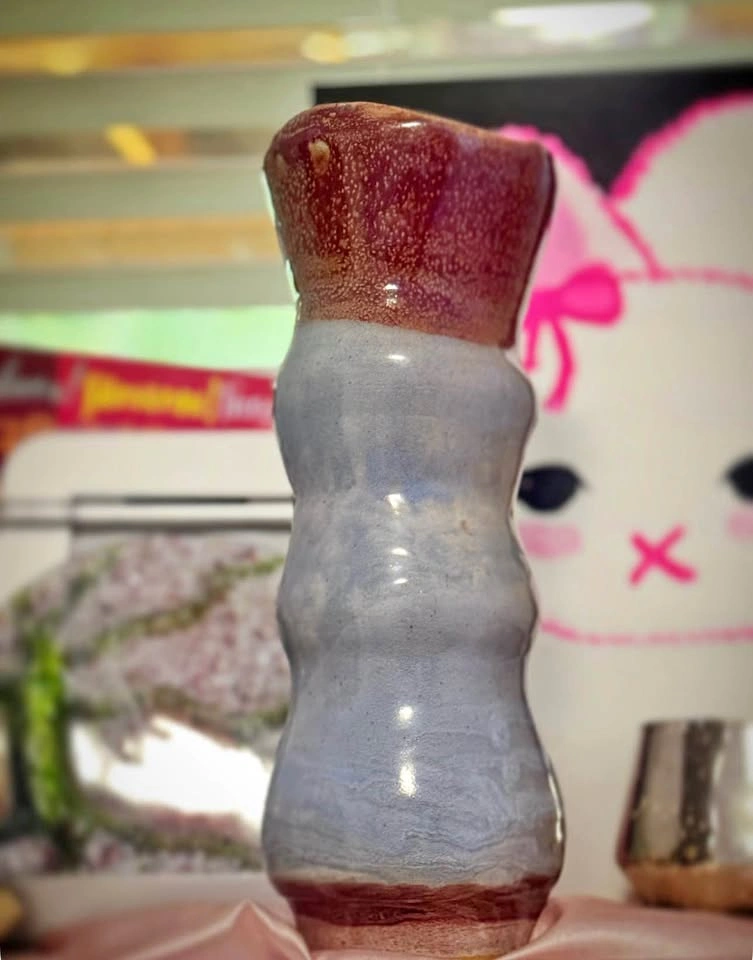 Two-toned wavy vase