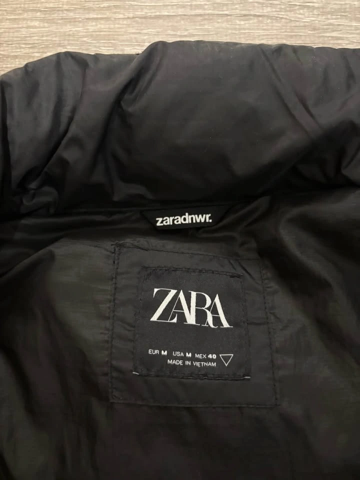 Zara Black Puffer Jacket - photo 3