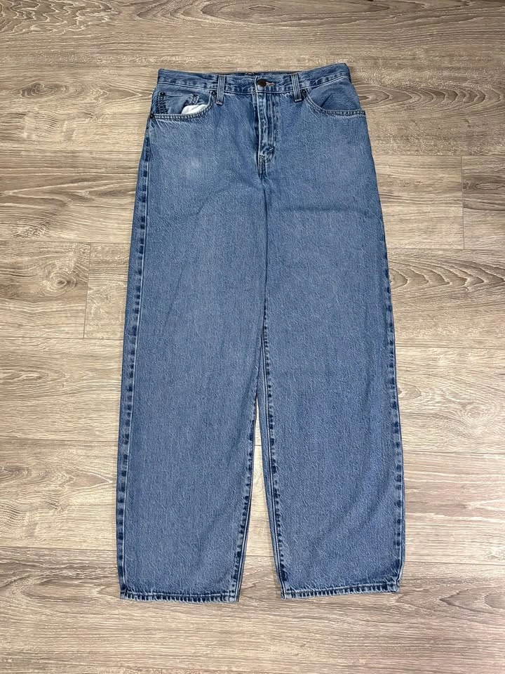 Levi's Medium Wash Baggy Dad Jeans
