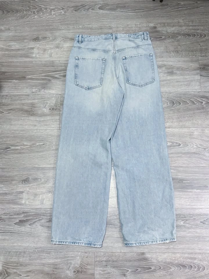 Zara Baggy Light Wash Jeans - photo 2