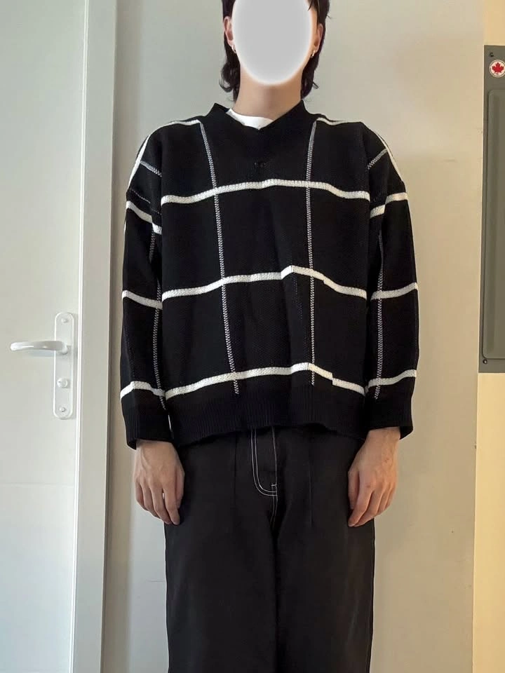 ReBorn & Audi Korean Brand Black & White Knit Sweater - photo 4