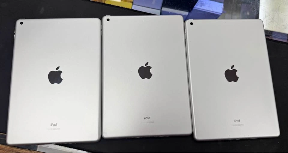 📱 iPad 7th Generation – 32GB WiFi