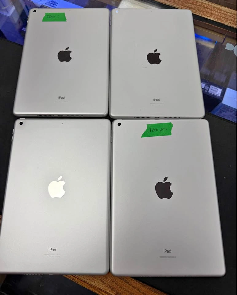 iPad 8th generation (32GB, Wifi)