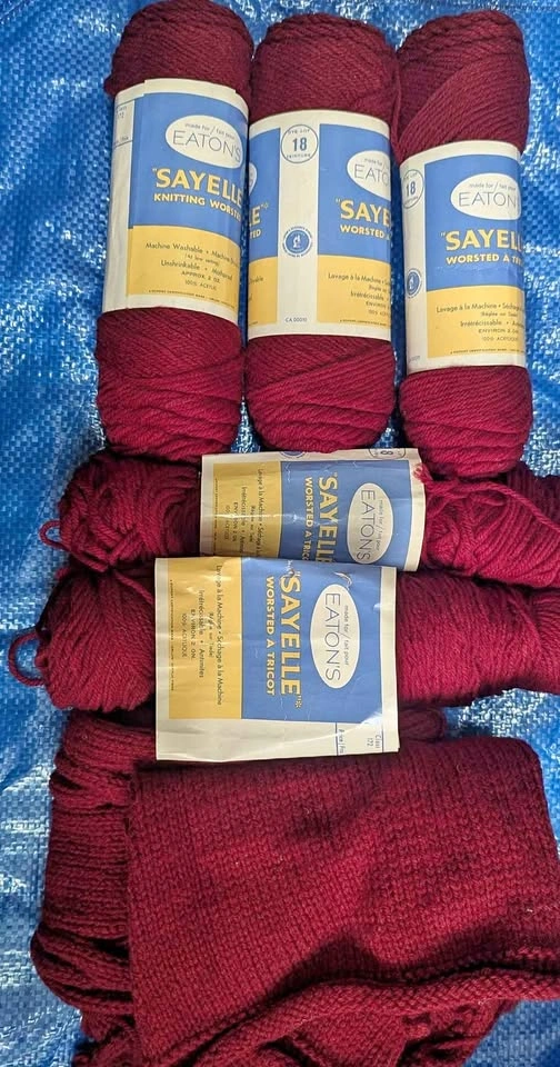 Eaton's Sayelle Knitting Worsted Acrylic Yarn - Burgundy
