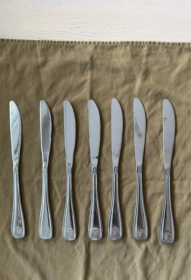 New Star Stainless Steel Dinner Knives - Set of 7 - photo 2