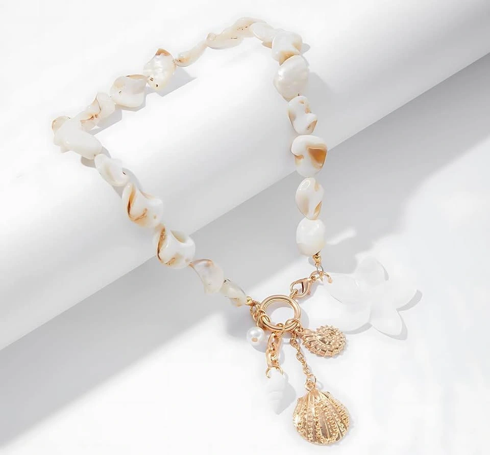 Shell & Gold Charm Necklace – Blessed Vibe Strings - photo 3