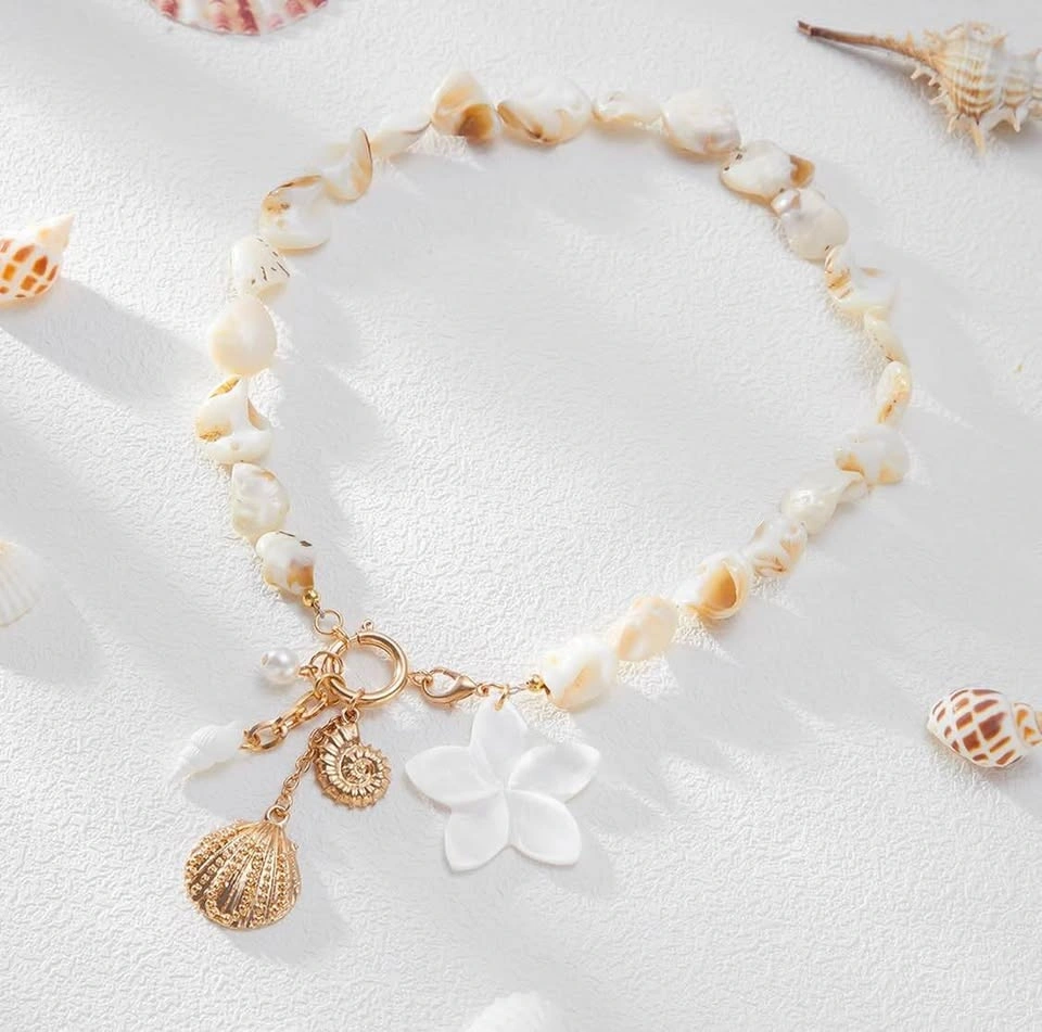 Shell & Gold Charm Necklace – Blessed Vibe Strings - photo 4