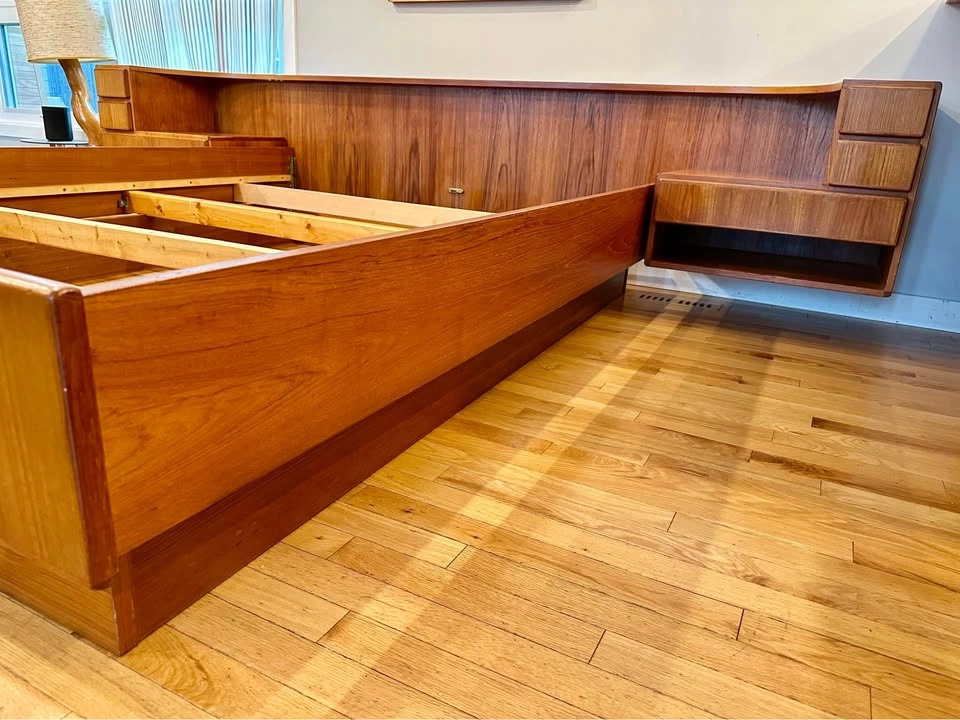 Danish Teak Queen Bed Frame - photo 2